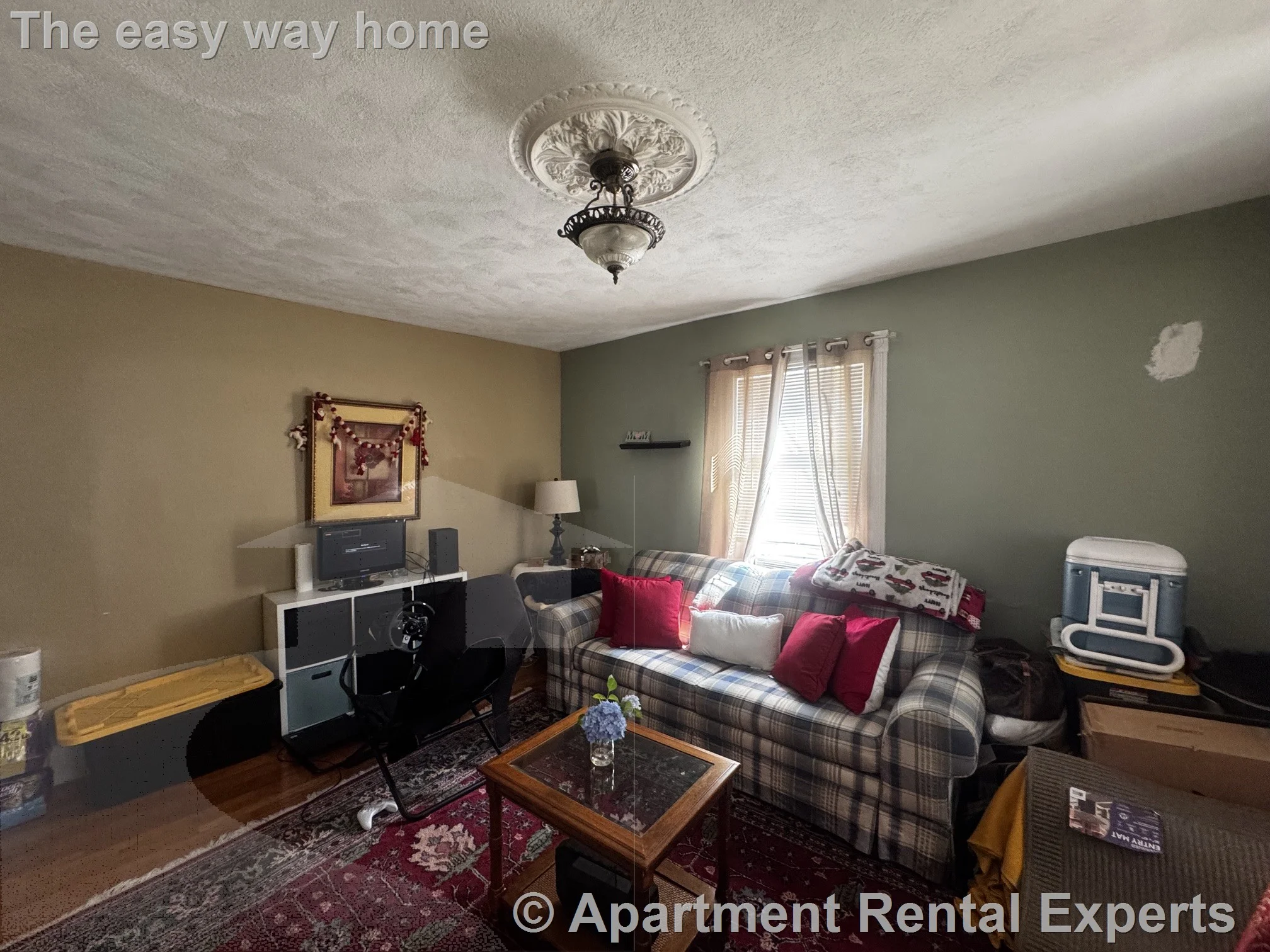 2 bed, 1 bath apartment for rent at 30 Hume Ave Unit 1, Tufts — photo 3 of 10