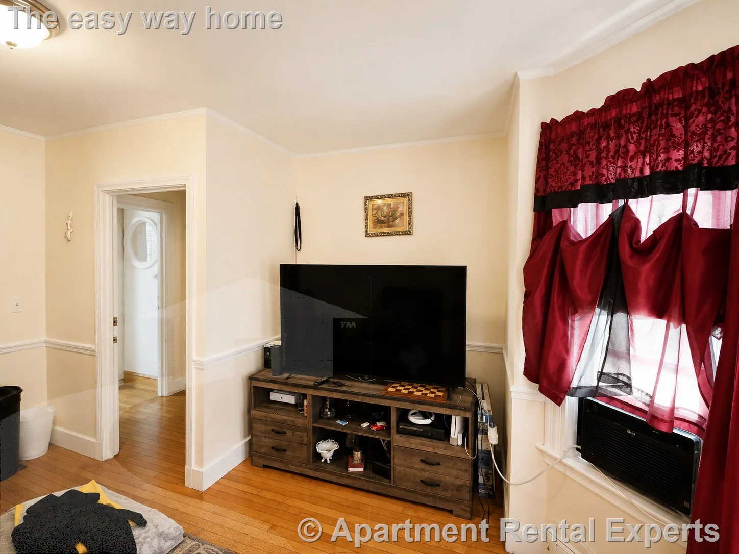 2 bed, 1 bath apartment for rent at 30 Hume Ave Unit 2, Tufts — photo 3 of 6