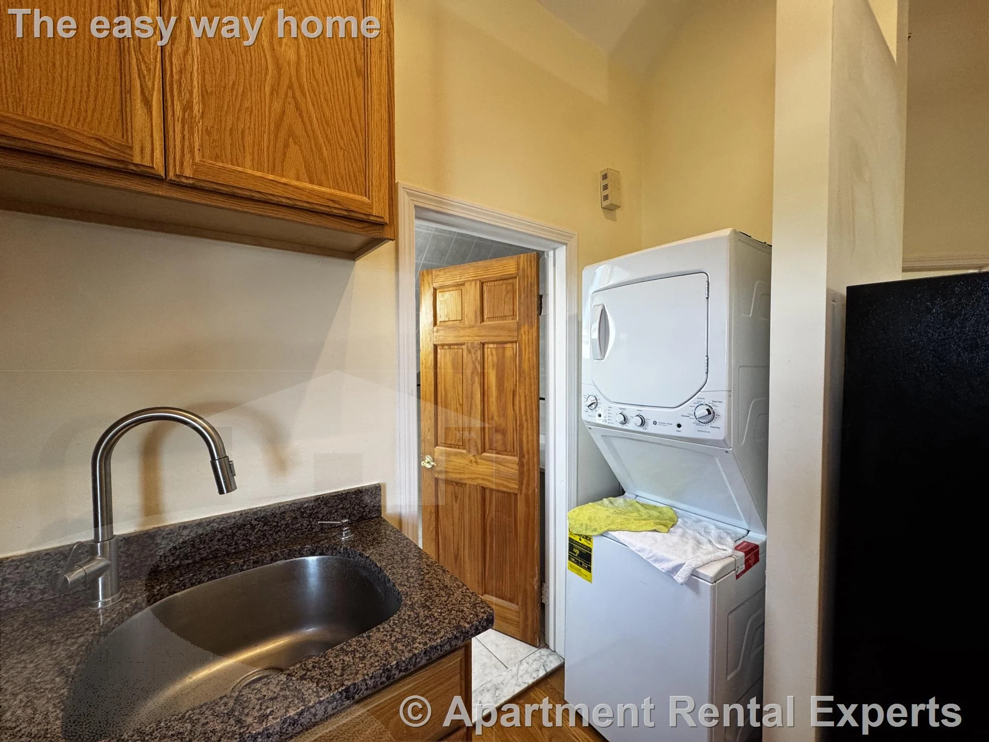 2 bed, 1 bath apartment for rent at 30 Hume Ave Unit 3, Tufts — photo 3 of 10
