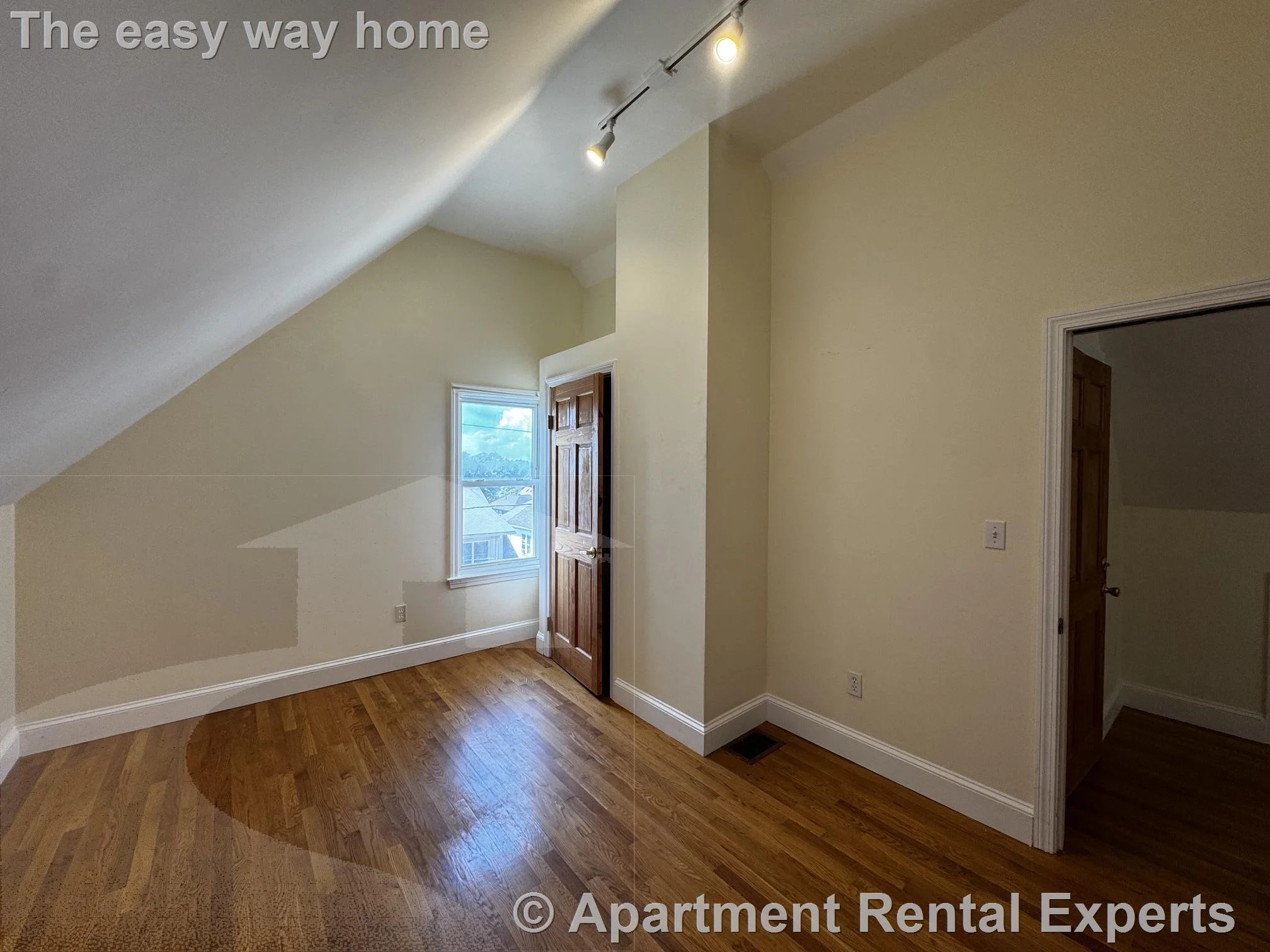 2 bed, 1 bath apartment for rent at 30 Hume Ave Unit 3, Tufts — photo 5 of 10