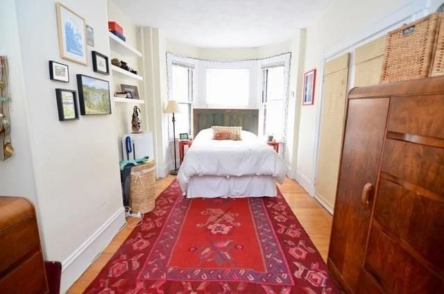 2 bed, 1 bath apartment for rent at 30 Isabella St Unit 2, Back Bay