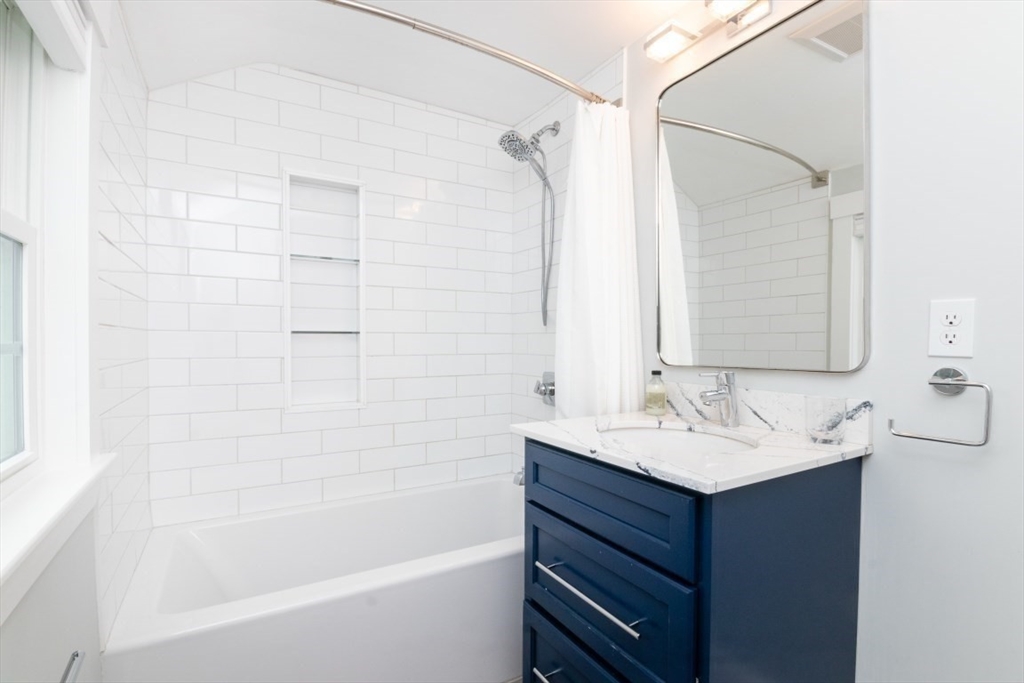 4 bed, 2 bath apartment for rent at 30 Ithaca Circle, Newton Lower Falls — photo 18 of 20