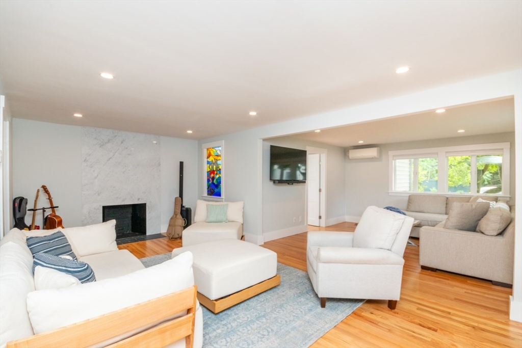 4 bed, 2 bath apartment for rent at 30 Ithaca Circle, Newton Lower Falls — photo 7 of 20