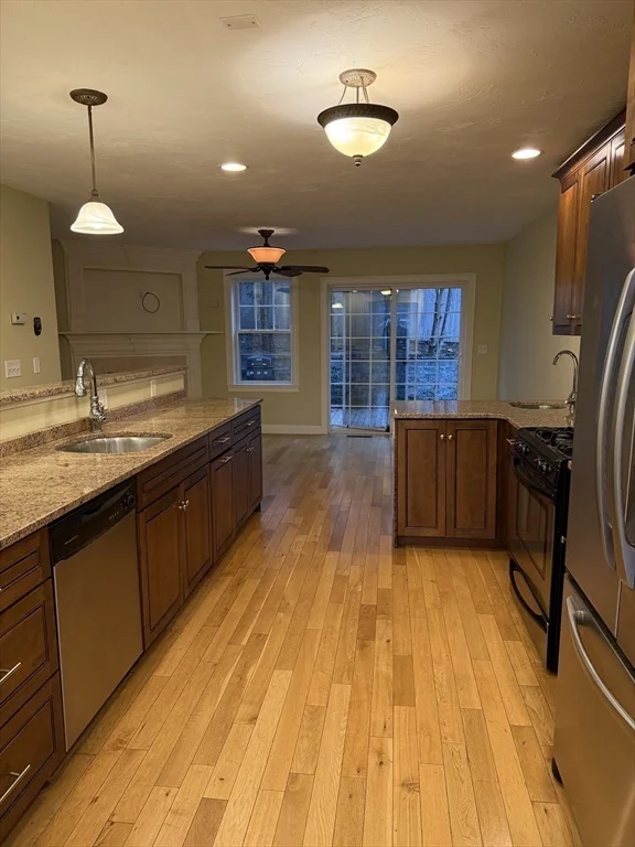 3 bed, 2 bath apartment for rent at 30 Johnson St Unit 1, Worcester — photo 5 of 24