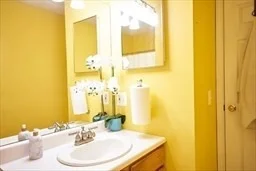 3 bed, 2 bath apartment for rent at 30 Juniper Wood Dr, Haverhill — photo 20 of 32
