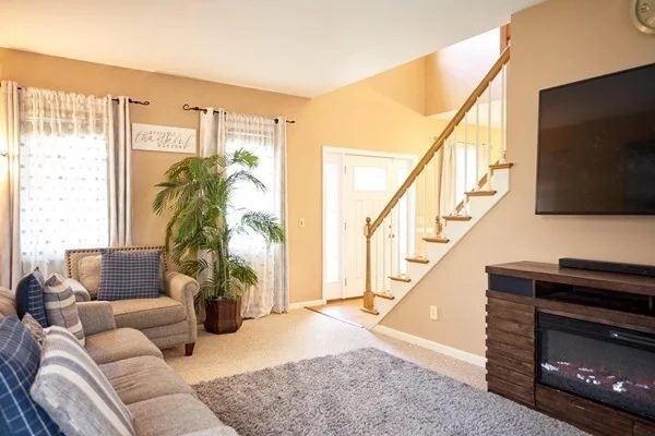 3 bed, 2 bath apartment for rent at 30 Juniper Wood Dr, Haverhill — photo 7 of 32