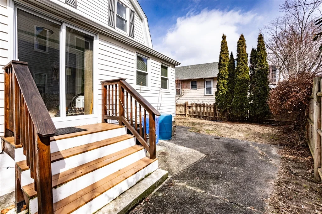 3 bed, 2 bath apartment for rent at 30 Lafayette St Unit 30, Arlington — photo 19 of 24