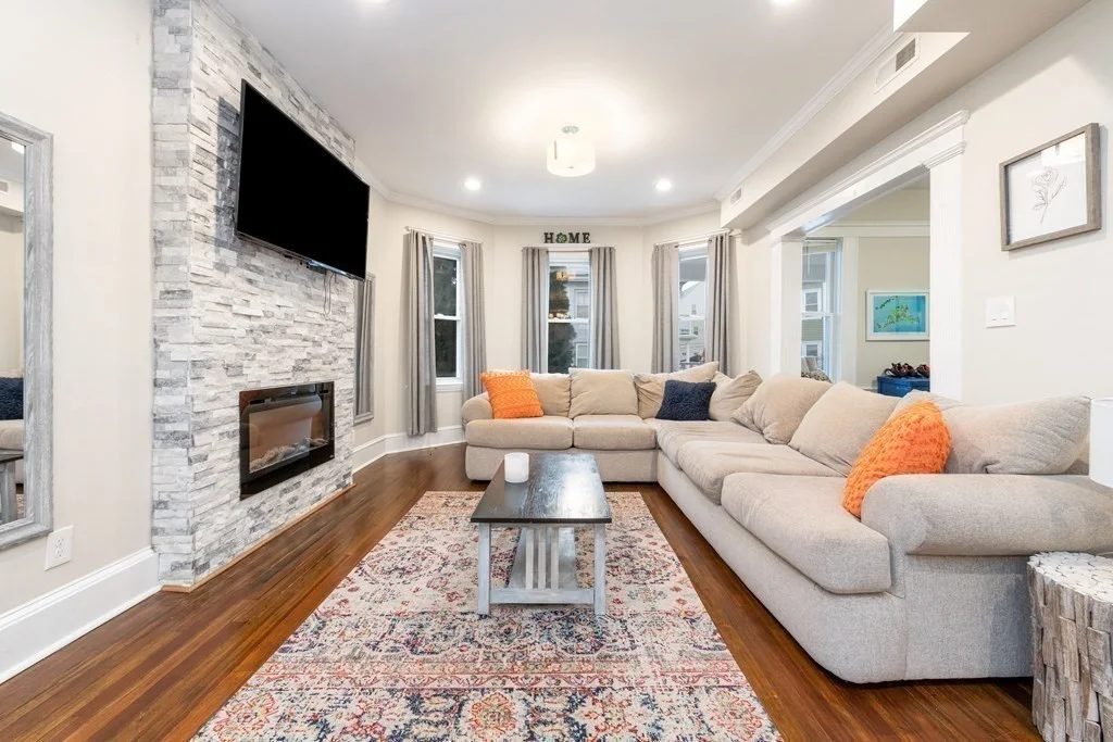 3 bed, 2 bath apartment for rent at 30 Larchmont St Unit 1, Dorchester — photo 1 of 13
