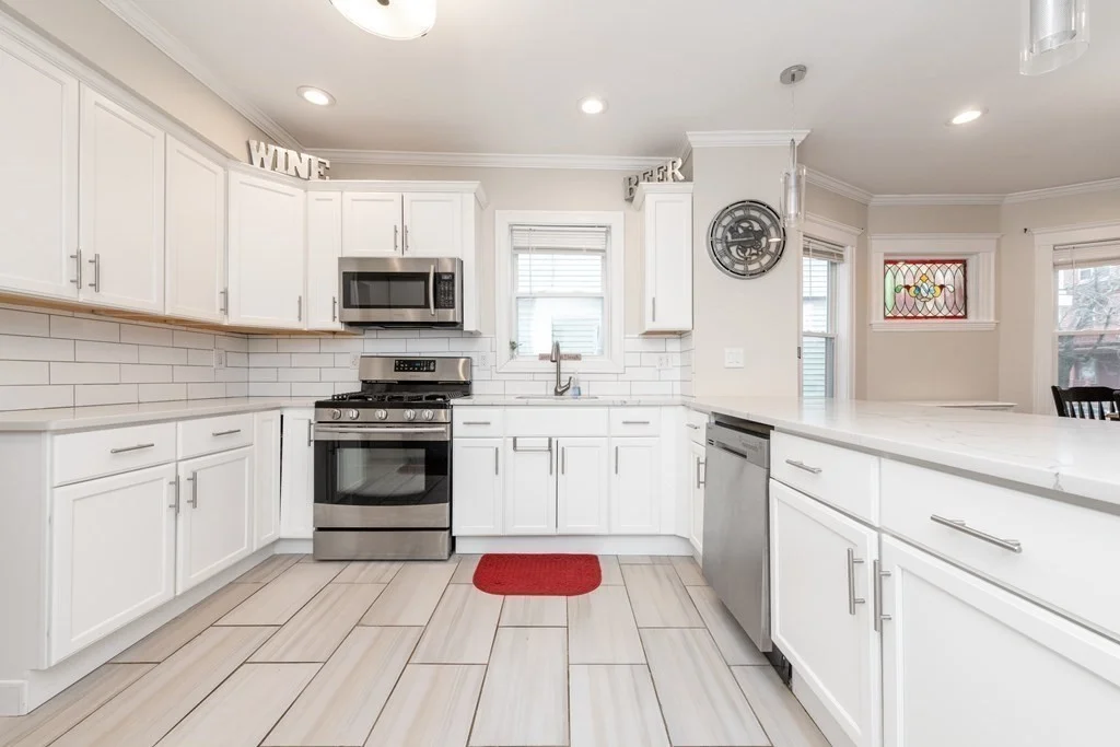 3 bed, 2 bath apartment for rent at 30 Larchmont St Unit 1, Dorchester — photo 4 of 13