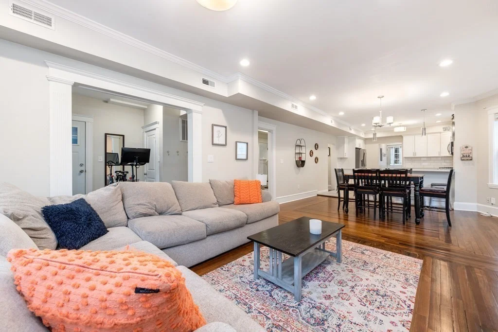 3 bed, 2 bath apartment for rent at 30 Larchmont St Unit 1, Dorchester — photo 3 of 13