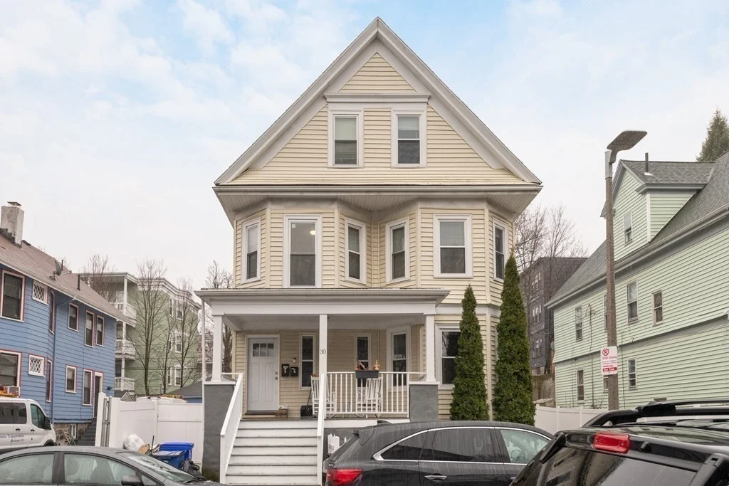 3 bed, 2 bath apartment for rent at 30 Larchmont St Unit 1, Dorchester — photo 12 of 13