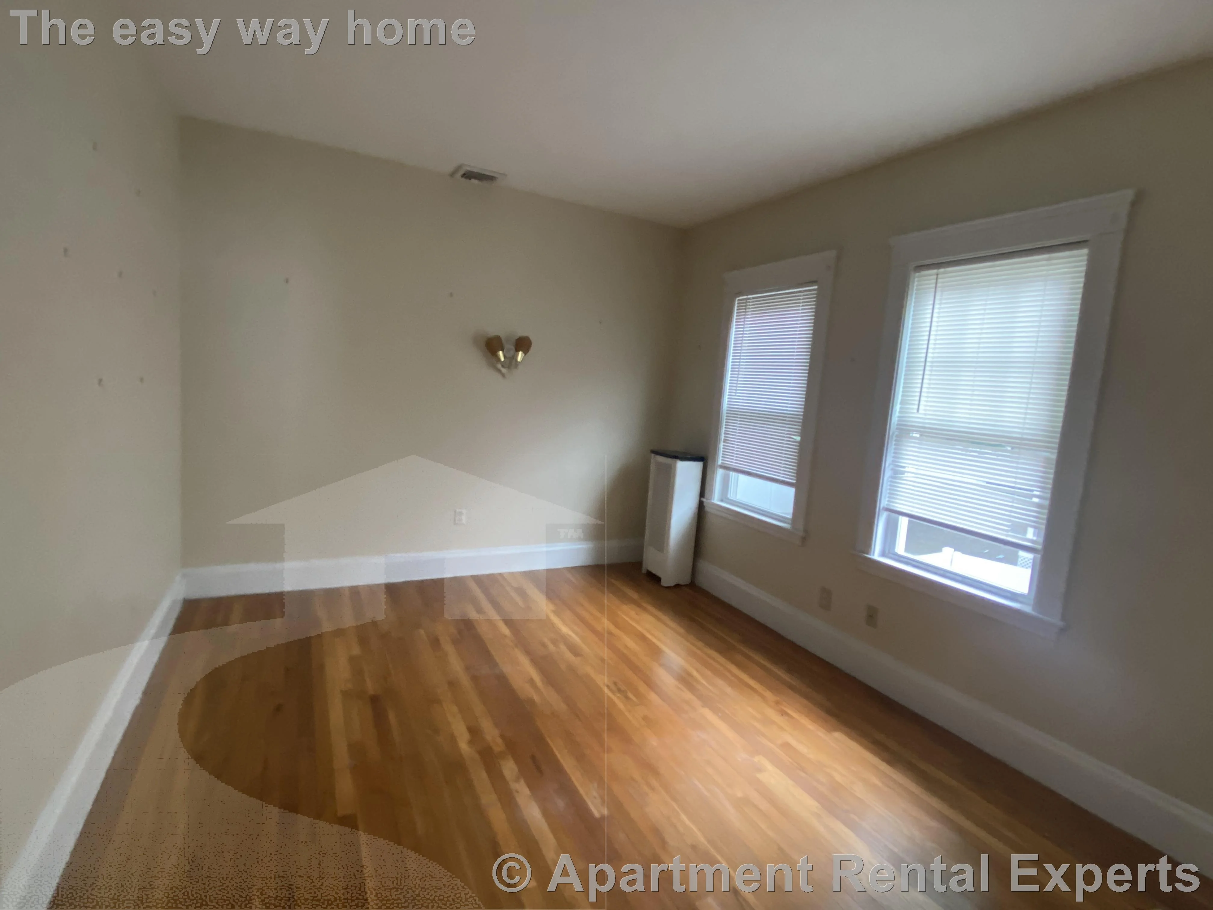 3 bed, 1 bath apartment for rent at 30 Lawrence Unit 2, Everett — photo 6 of 17