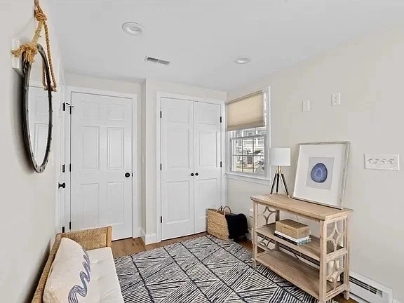4 bed, 2 bath apartment for rent at 30 Lighthouse Unit 30, Scituate Harbor — photo 3 of 18