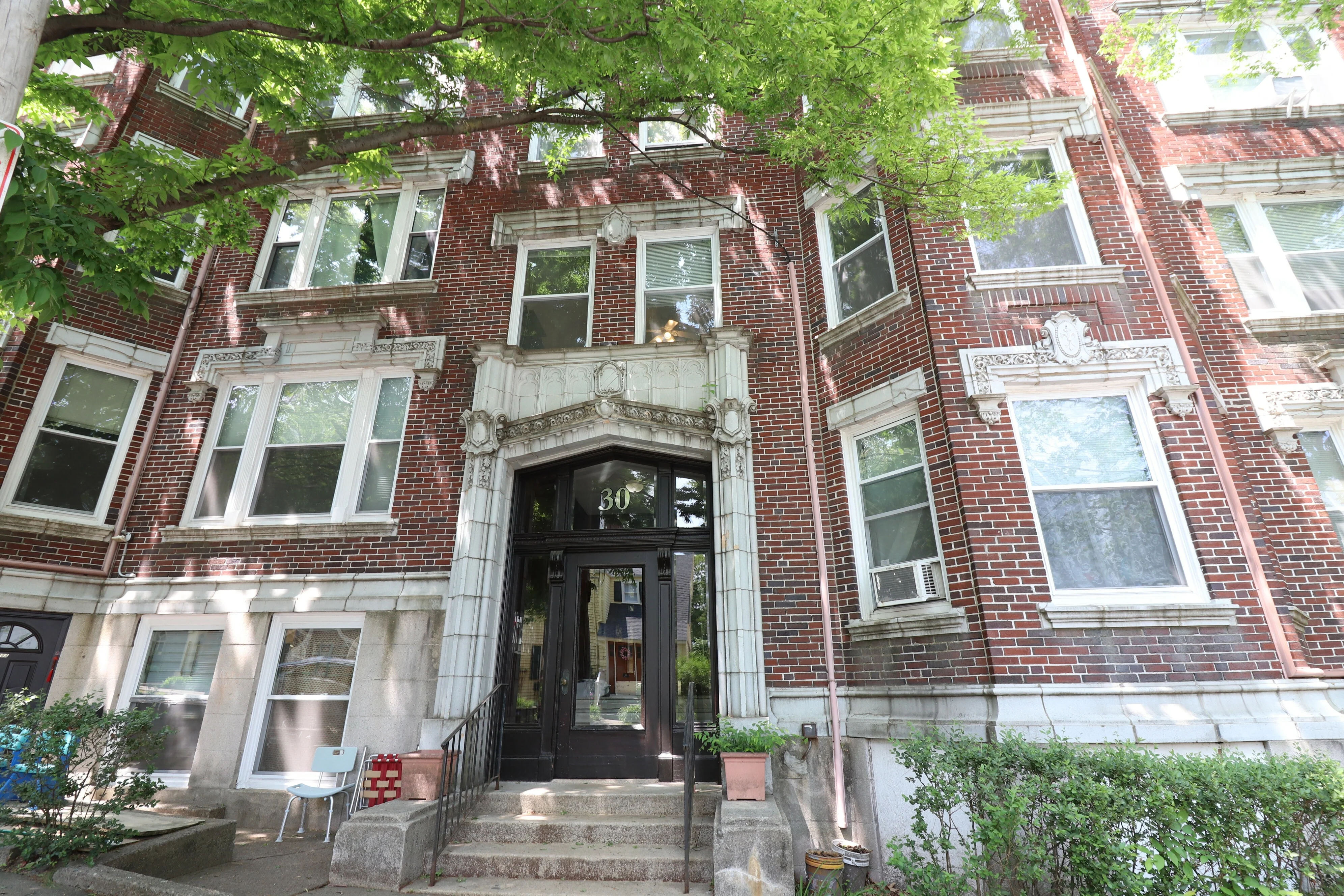 1 bed, 1 bath apartment for rent at 30 Littell Rd Unit 6, Coolidge Corner — photo 10 of 12