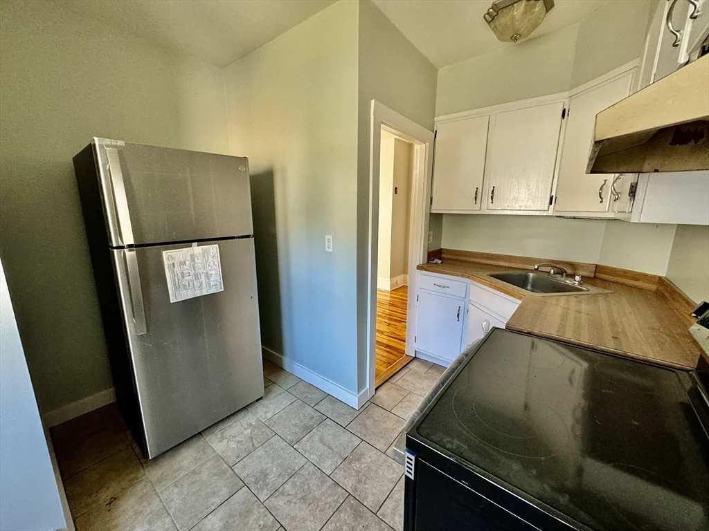 1 bed, 1 bath apartment for rent at 30 Lucas St, South End — photo 9 of 14