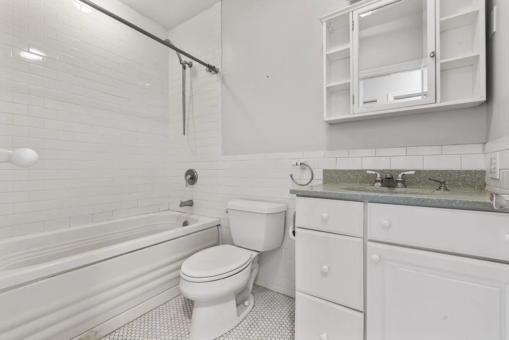 2 bed, 1 bath apartment for rent at 30 Main St Unit 12, Charlestown — photo 15 of 19