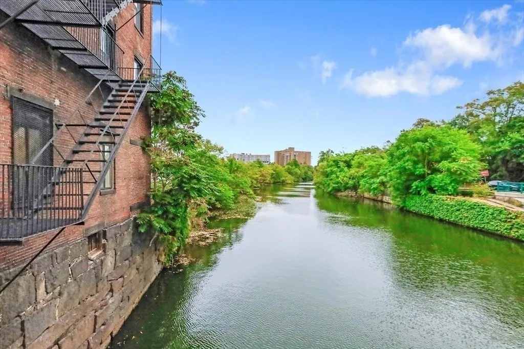 2 bed, 2 bath apartment for rent at 30 Main St Unit 4, Tufts University — photo 26 of 29