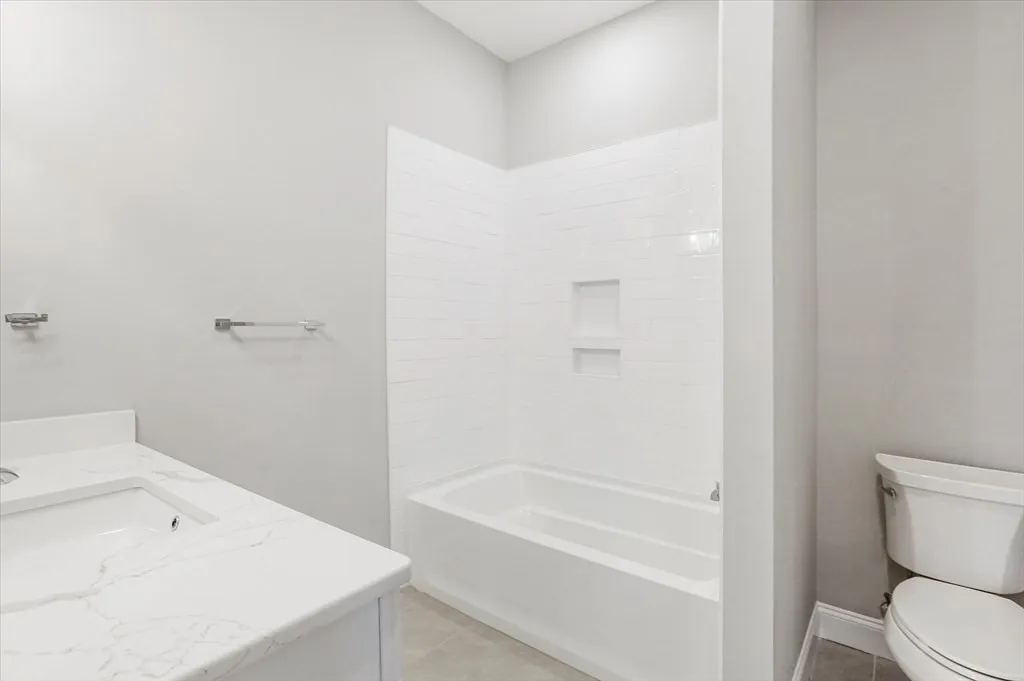 2 bed, 2 bath apartment for rent at 30 Main St Unit 4, Tufts University — photo 17 of 29
