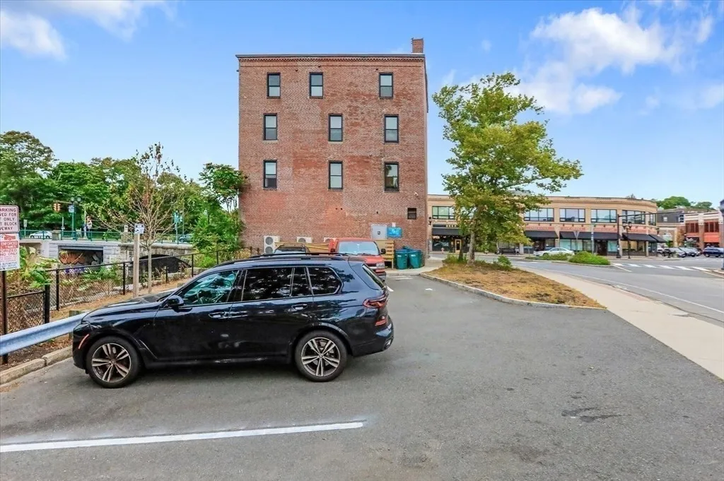 2 bed, 2 bath apartment for rent at 30 Main St Unit 4, Tufts University — photo 28 of 29