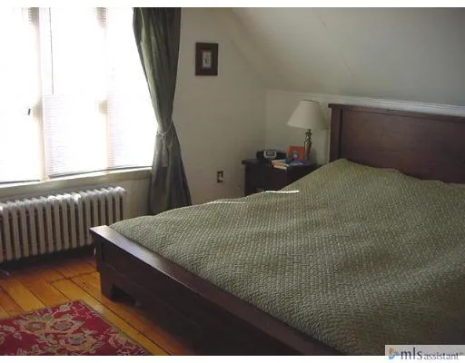 4 bed, 2 bath apartment for rent at 30 Manning St Unit 1, Medford — photo 8 of 11