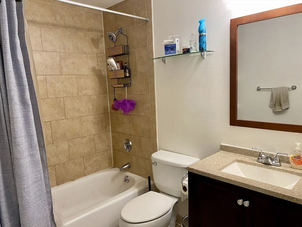 3 bed, 1 bath apartment for rent at 30 Maple Ave Unit 1, North Andover — photo 10 of 16