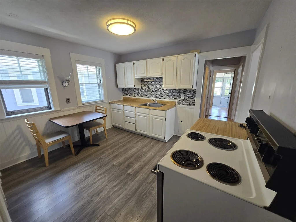 2 bed, 1 bath apartment for rent at 30 Maple Ave Unit 2, Medford — photo 13 of 17