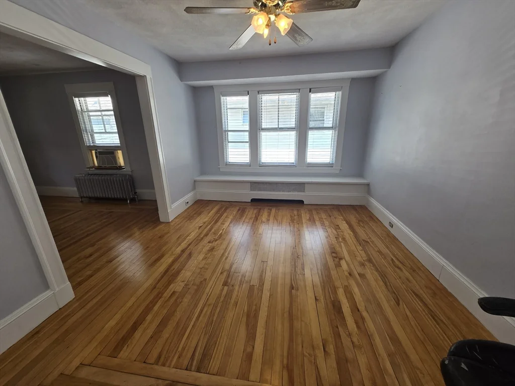 2 bed, 1 bath apartment for rent at 30 Maple Ave Unit 2, Medford — photo 5 of 17