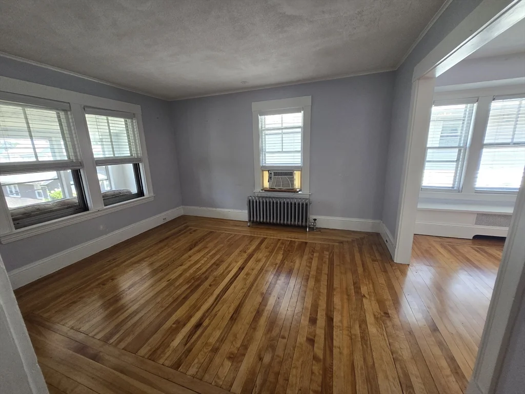 2 bed, 1 bath apartment for rent at 30 Maple Ave Unit 2, Medford — photo 2 of 17