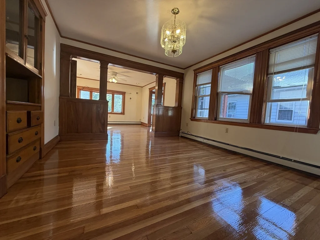 3 bed, 1 bath apartment for rent at 30 Maple St Unit 2, West Roxbury — photo 9 of 17