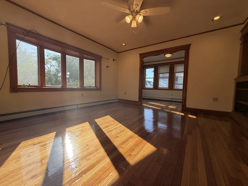 3 bed, 1 bath apartment for rent at 30 Maple St Unit 2, West Roxbury — photo 5 of 17
