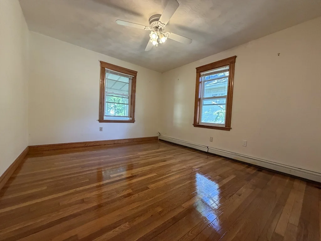 3 bed, 1 bath apartment for rent at 30 Maple St Unit 2, West Roxbury — photo 13 of 17
