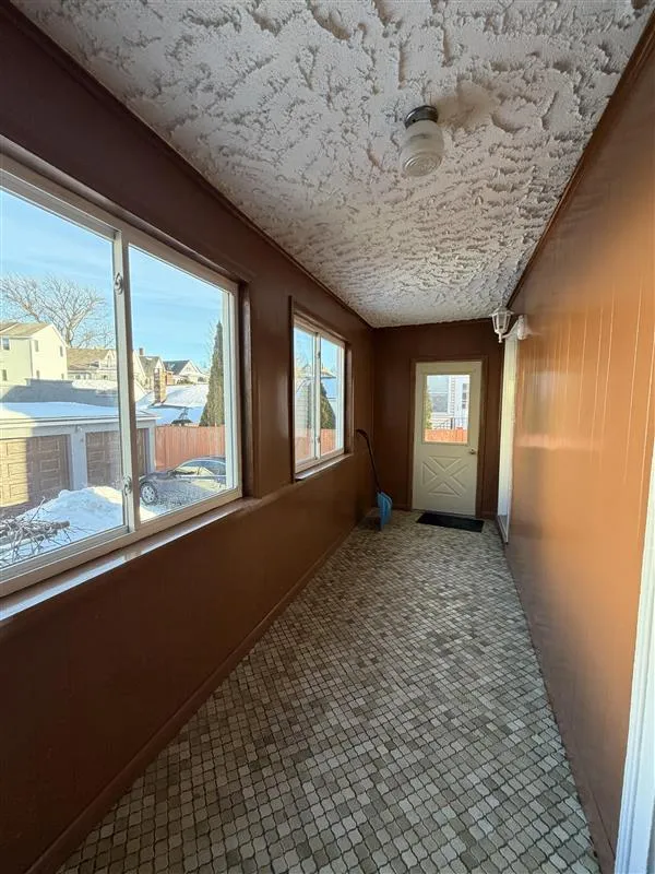2 bed, 1 bath apartment for rent at 30 Medford St Unit 1, South Medford — photo 13 of 15