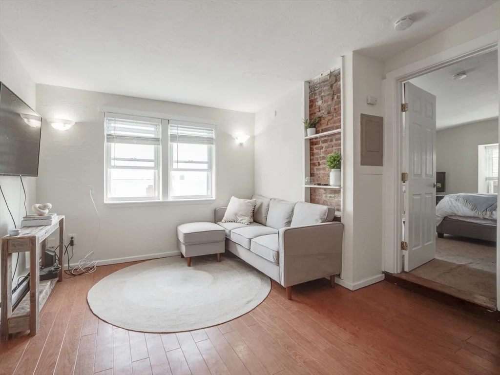 2 bed, 1 bath apartment for rent at 30 Mercer St Unit 3, South Boston — photo 2 of 29