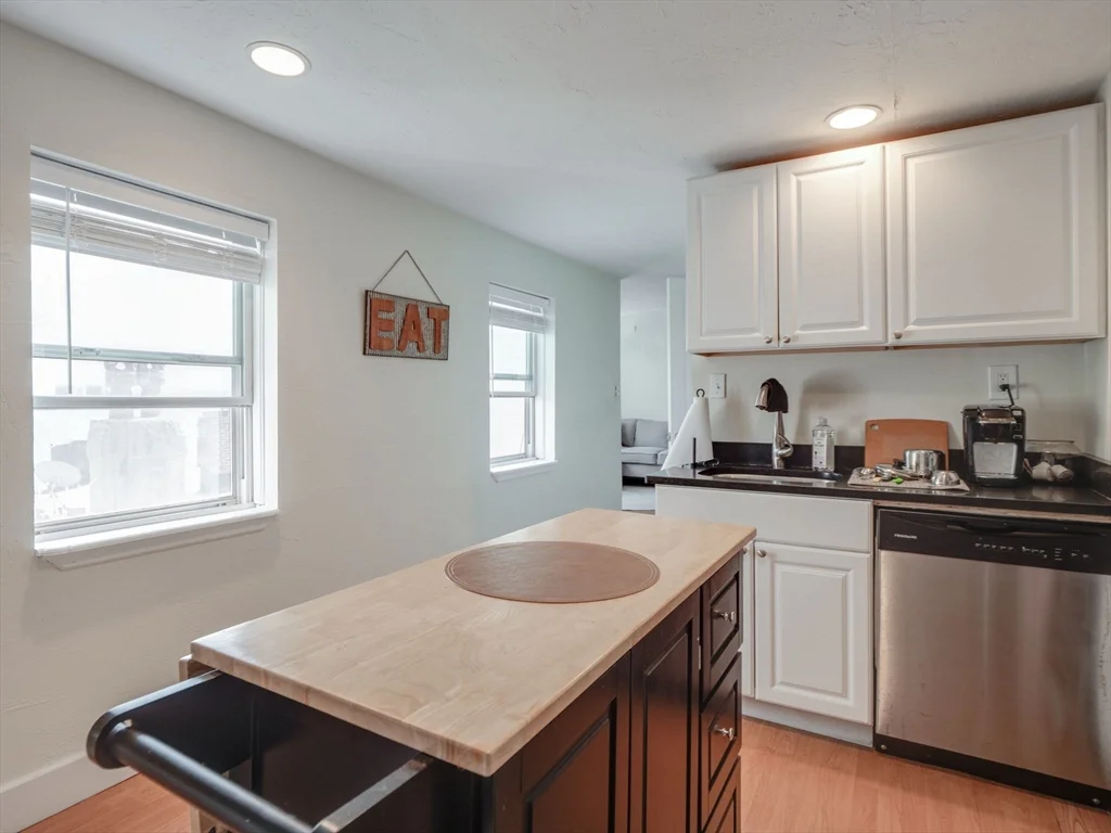 2 bed, 1 bath apartment for rent at 30 Mercer St Unit 3, South Boston — photo 6 of 29