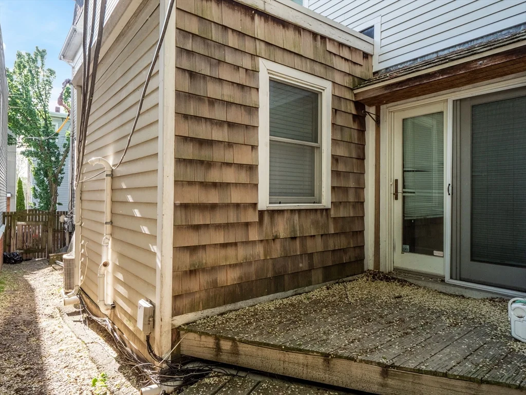 3 bed, 1 bath apartment for rent at 30 Mercer Unit 1, South Boston — photo 27 of 36