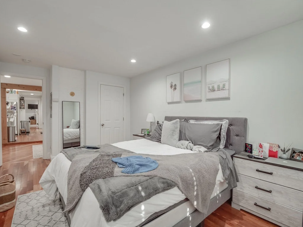 3 bed, 1 bath apartment for rent at 30 Mercer Unit 1, South Boston — photo 20 of 36