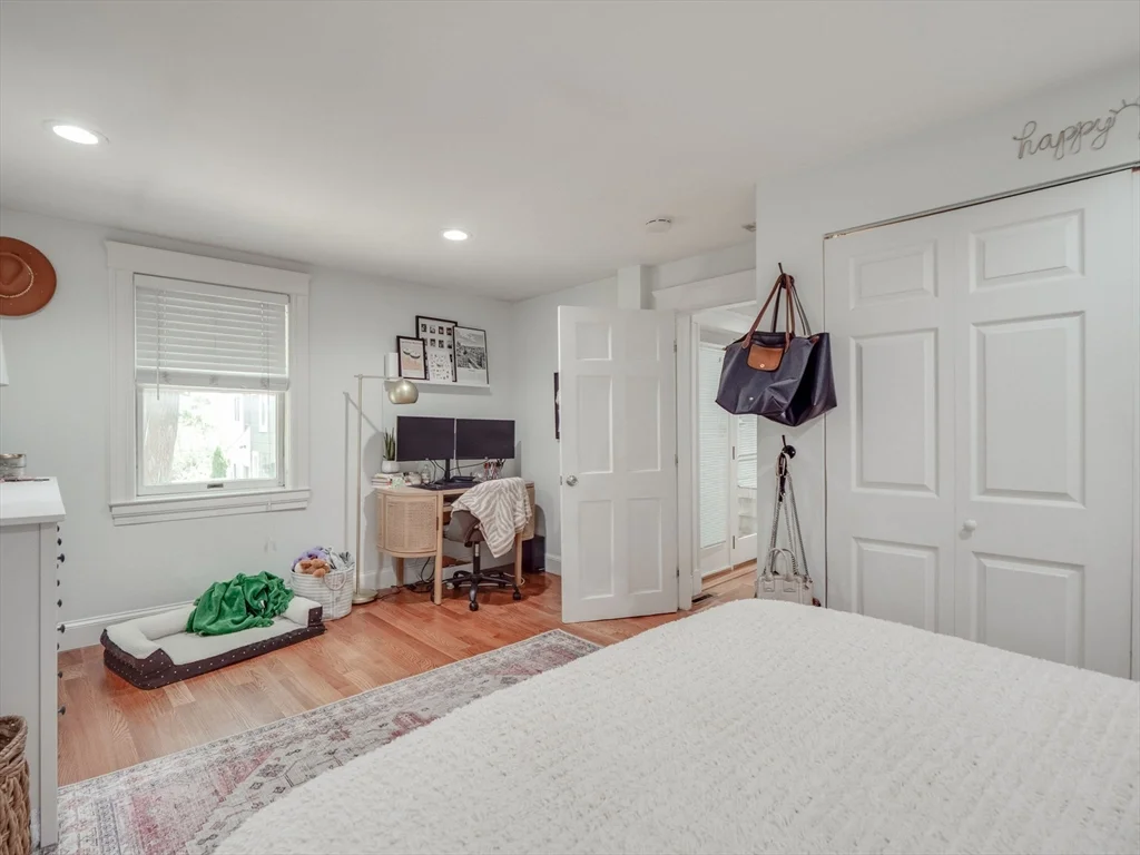 3 bed, 1 bath apartment for rent at 30 Mercer Unit 1, South Boston — photo 17 of 36