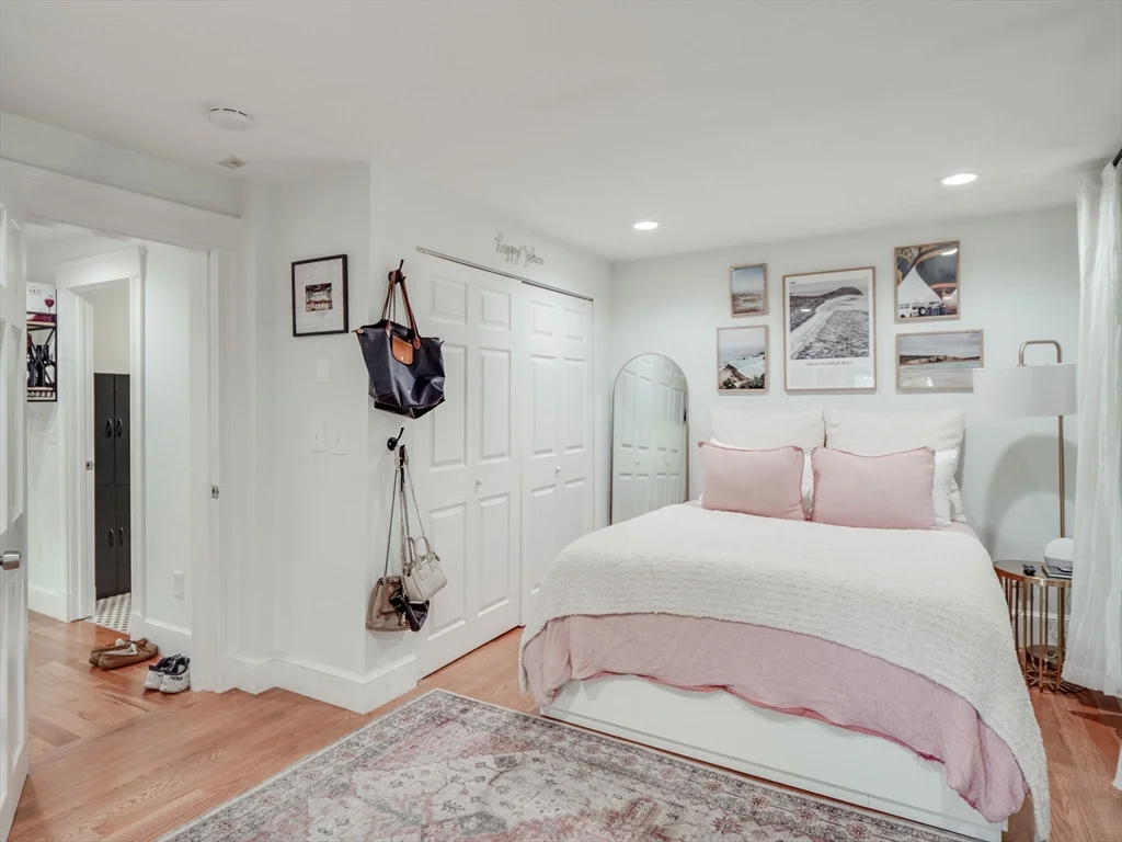 3 bed, 1 bath apartment for rent at 30 Mercer Unit 1, South Boston — photo 15 of 36