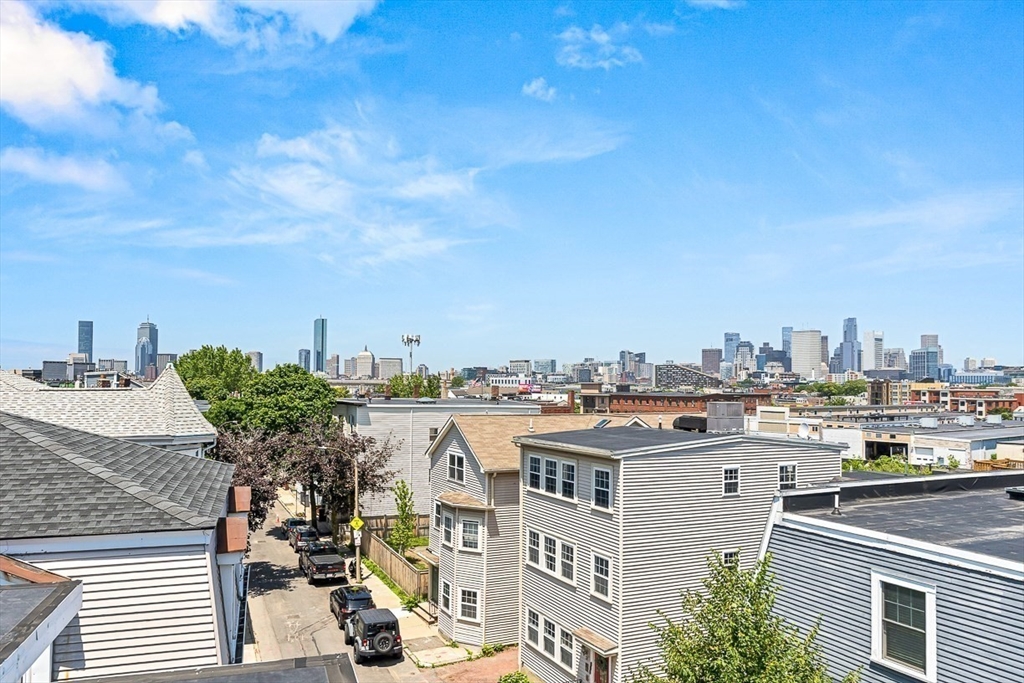 5 bed, 4+ bath apartment for rent at 30 Middle St Unit 1-2, South Boston — photo 24 of 36