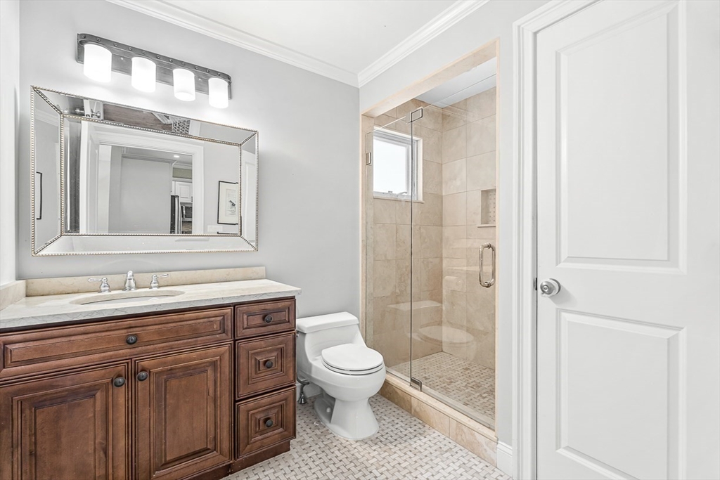 3 bed, 2 bath apartment for rent at 30 Middle St Unit 1, South Boston — photo 12 of 24