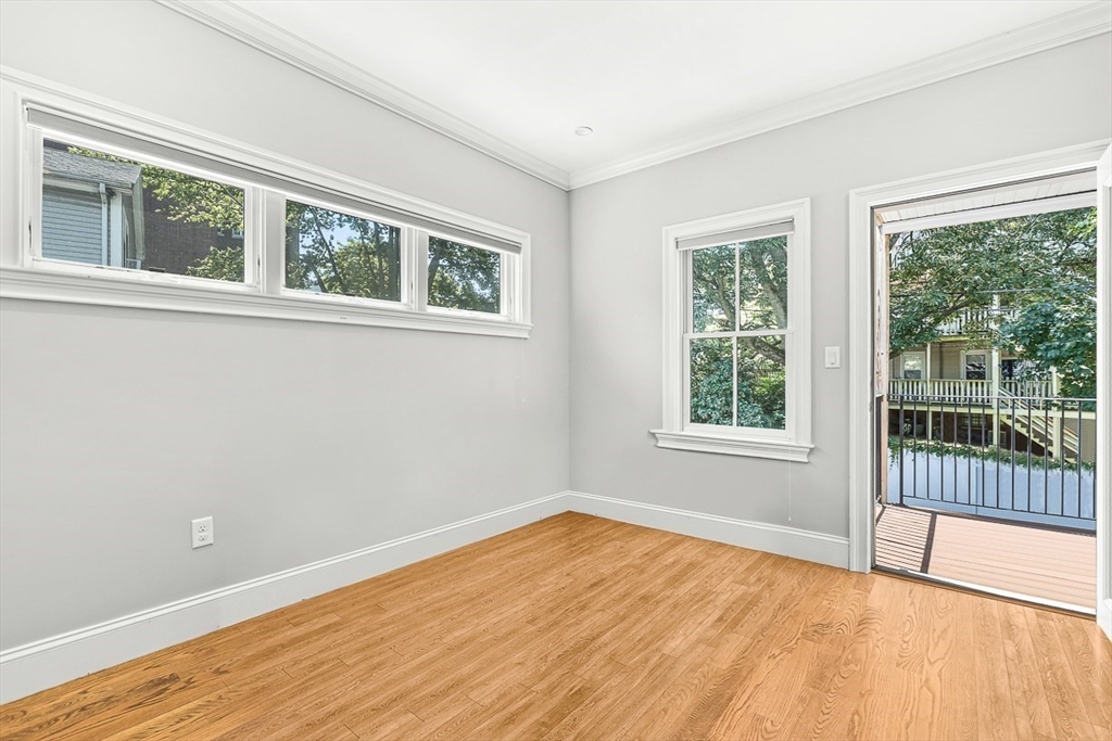 3 bed, 2 bath apartment for rent at 30 Middle St Unit 1, South Boston — photo 3 of 24