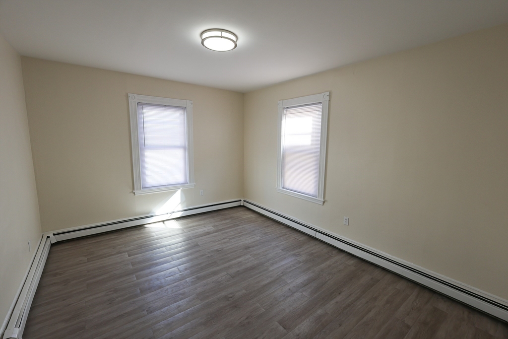 3 bed, 1 bath apartment for rent at 30 Millet St Unit 2, Dorchester — photo 10 of 20