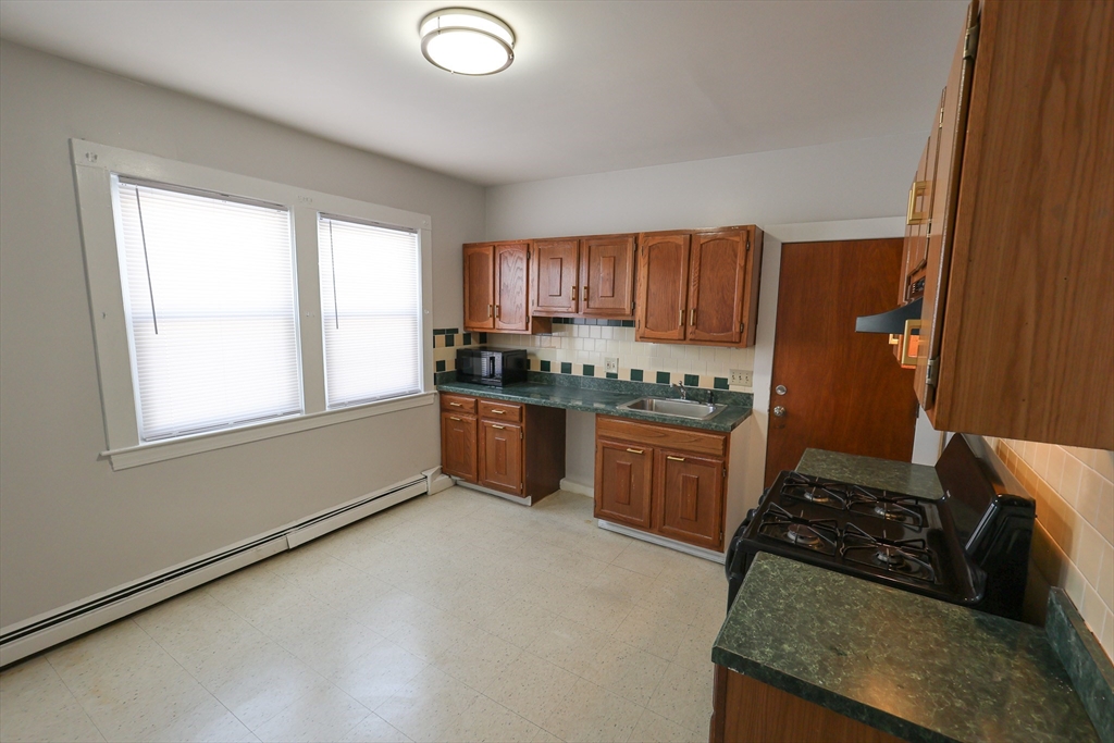 3 bed, 1 bath apartment for rent at 30 Millet St Unit 2, Dorchester — photo 5 of 20