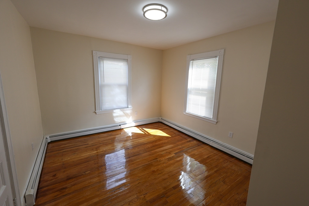 3 bed, 1 bath apartment for rent at 30 Millet St Unit 3, Dorchester — photo 14 of 18