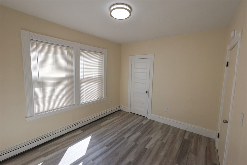 3 bed, 1 bath apartment for rent at 30 Millet St Unit 3, Dorchester — photo 7 of 18
