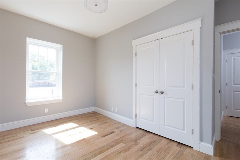 4 bed, 1 bath apartment for rent at 30 Montebello Rd Unit 3, Jamaica Plain — photo 9 of 14