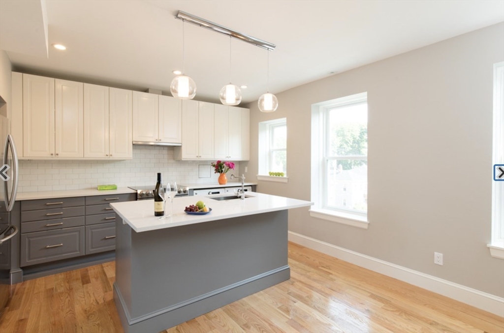 4 bed, 1 bath apartment for rent at 30 Montebello Unit 1, Jamaica Plain — photo 8 of 23