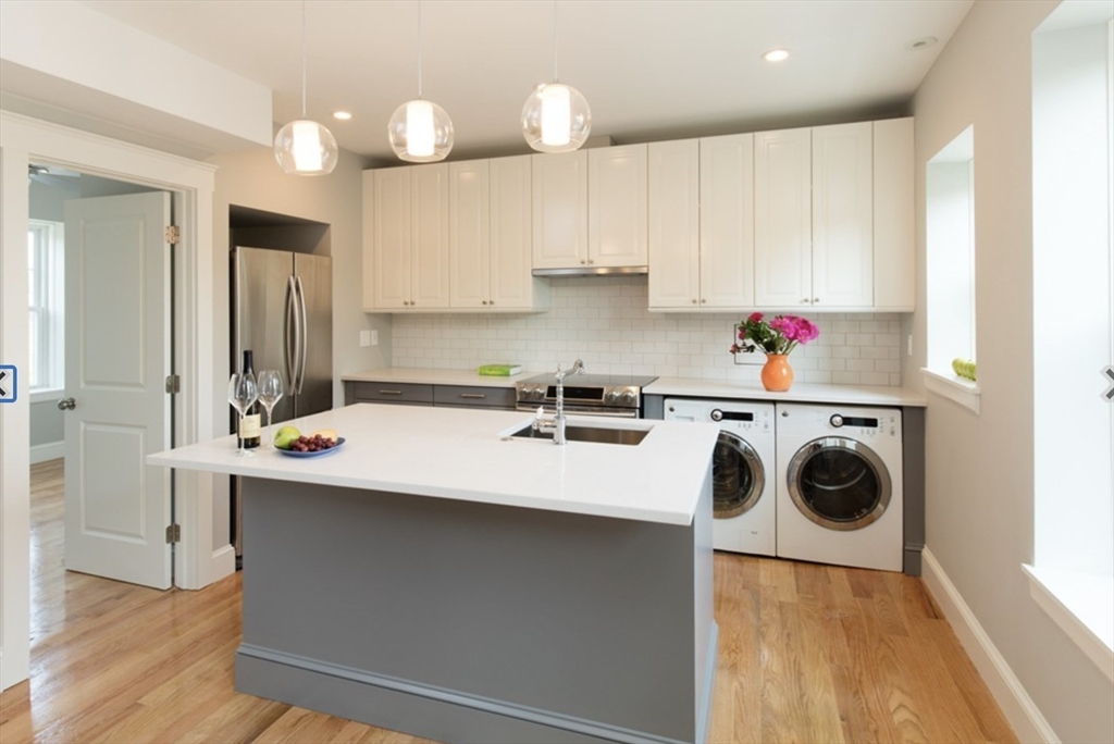 4 bed, 1 bath apartment for rent at 30 Montebello Unit 1, Jamaica Plain — photo 6 of 23