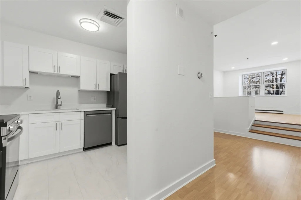 1 bed, 1 bath apartment for rent at 30 Monument Sq Unit 101, Charlestown — photo 6 of 14