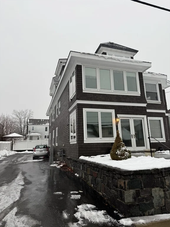 2 bed, 1 bath apartment for rent at 30 Mountain Ave Unit 2, Fitchburg — photo 2 of 10